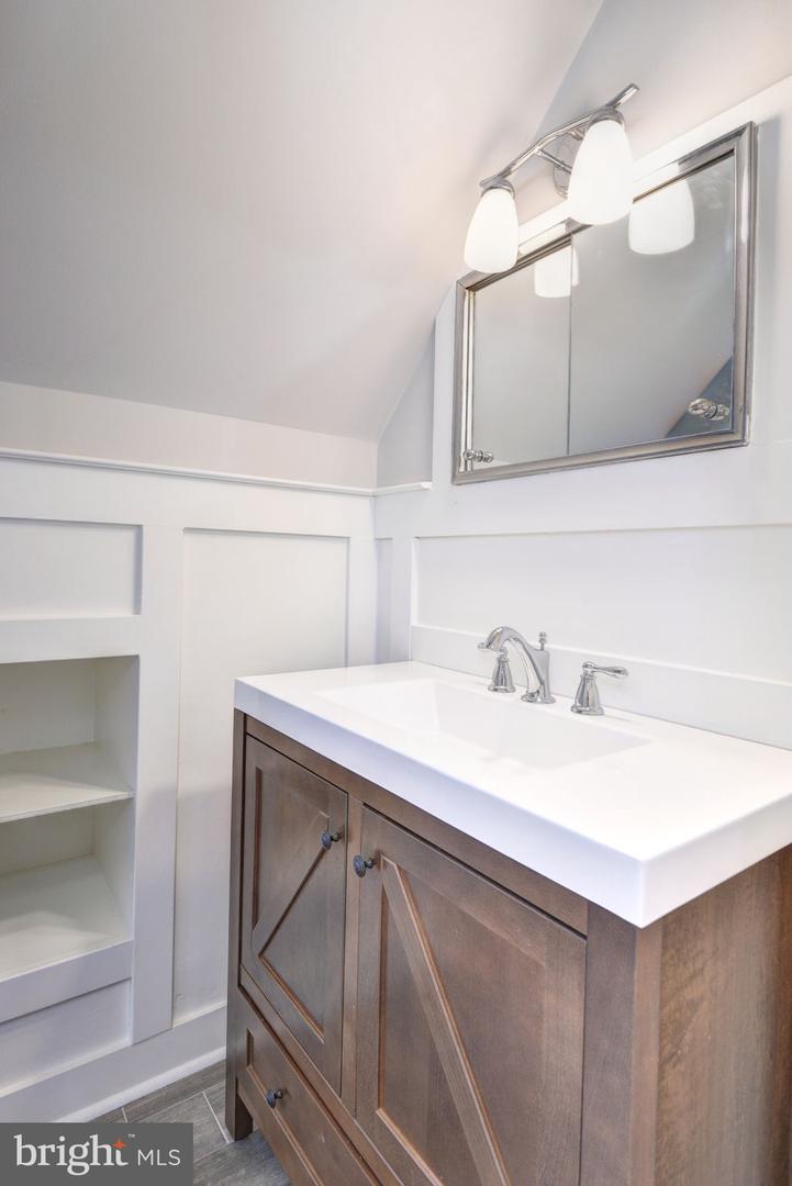 6454 CARMINES ISLAND LN, HAYES, Virginia 23072, 5 Bedrooms Bedrooms, ,4 BathroomsBathrooms,Residential,For sale,6454 CARMINES ISLAND LN,VAGV2000172 MLS # VAGV2000172