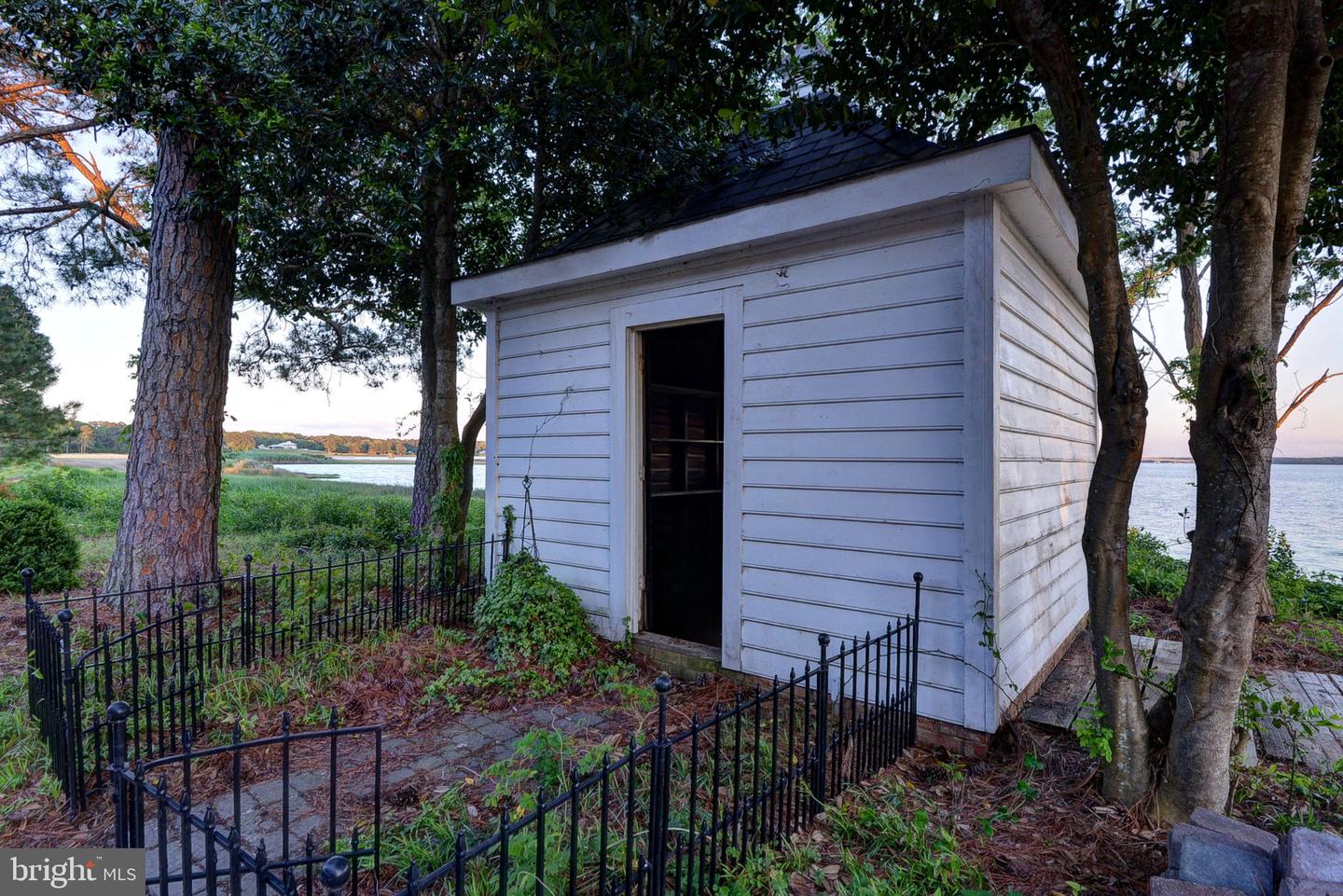 6454 CARMINES ISLAND LN, HAYES, Virginia 23072, 5 Bedrooms Bedrooms, ,4 BathroomsBathrooms,Residential,For sale,6454 CARMINES ISLAND LN,VAGV2000172 MLS # VAGV2000172