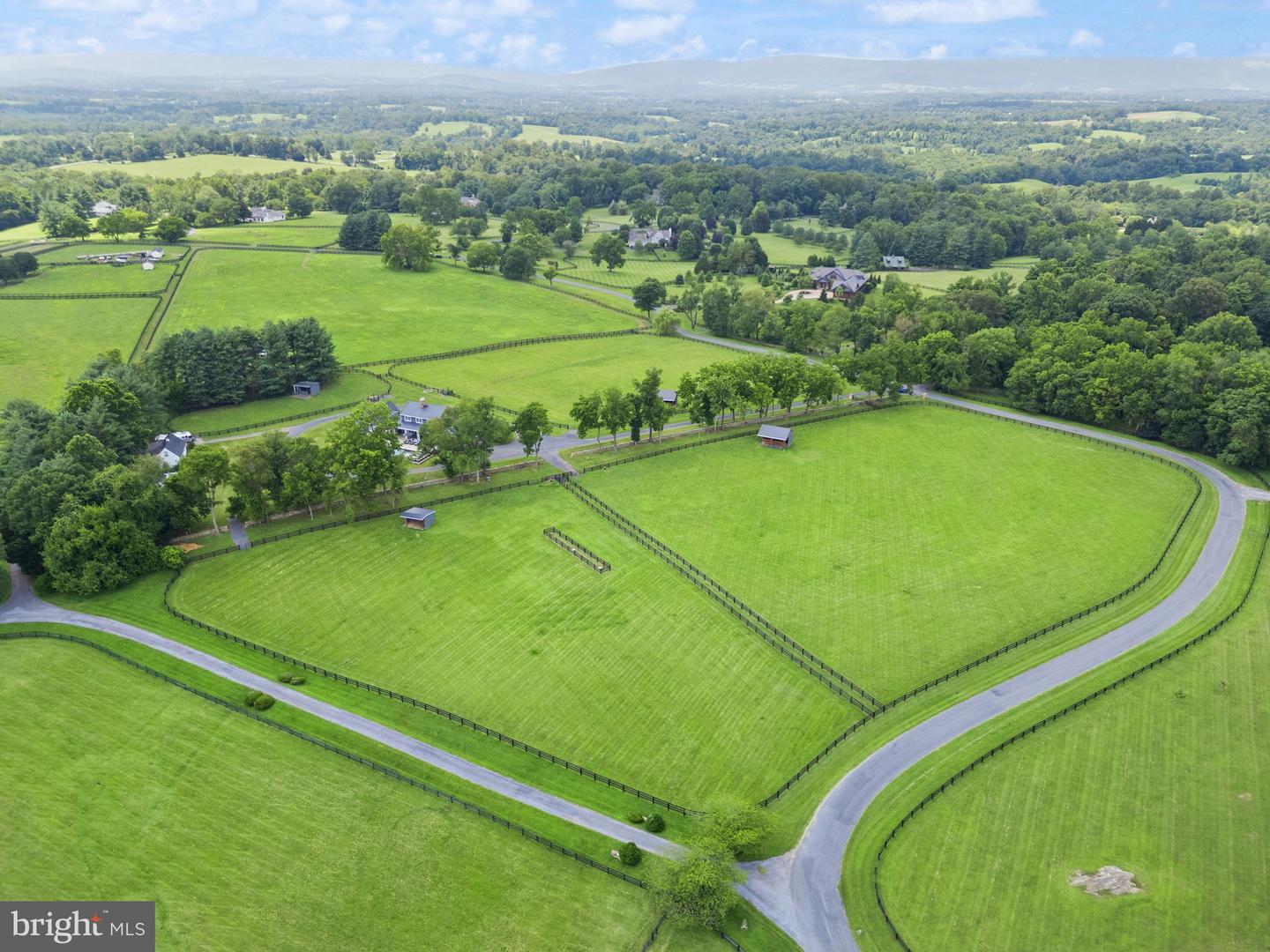 34642 ATOKA CHASE LN, MIDDLEBURG, Virginia 20117, 5 Bedrooms Bedrooms, 10 Rooms Rooms,4 BathroomsBathrooms,Residential,For sale,34642 ATOKA CHASE LN,VALO2110916 MLS # VALO2110916 34642 ATOKA CHASE LN, MIDDLEBURG, Virginia 20117, 5 Bedrooms Bedrooms, 10 Rooms Rooms,4 BathroomsBathrooms,Residential,For sale,34642 ATOKA CHASE LN,VALO2110916 MLS # VALO2110916