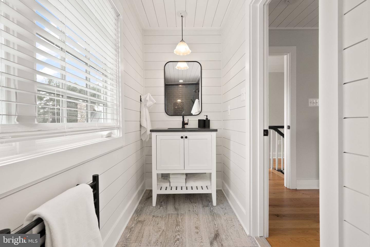 34642 ATOKA CHASE LN, MIDDLEBURG, Virginia 20117, 5 Bedrooms Bedrooms, 10 Rooms Rooms,4 BathroomsBathrooms,Residential,For sale,34642 ATOKA CHASE LN,VALO2110916 MLS # VALO2110916 34642 ATOKA CHASE LN, MIDDLEBURG, Virginia 20117, 5 Bedrooms Bedrooms, 10 Rooms Rooms,4 BathroomsBathrooms,Residential,For sale,34642 ATOKA CHASE LN,VALO2110916 MLS # VALO2110916