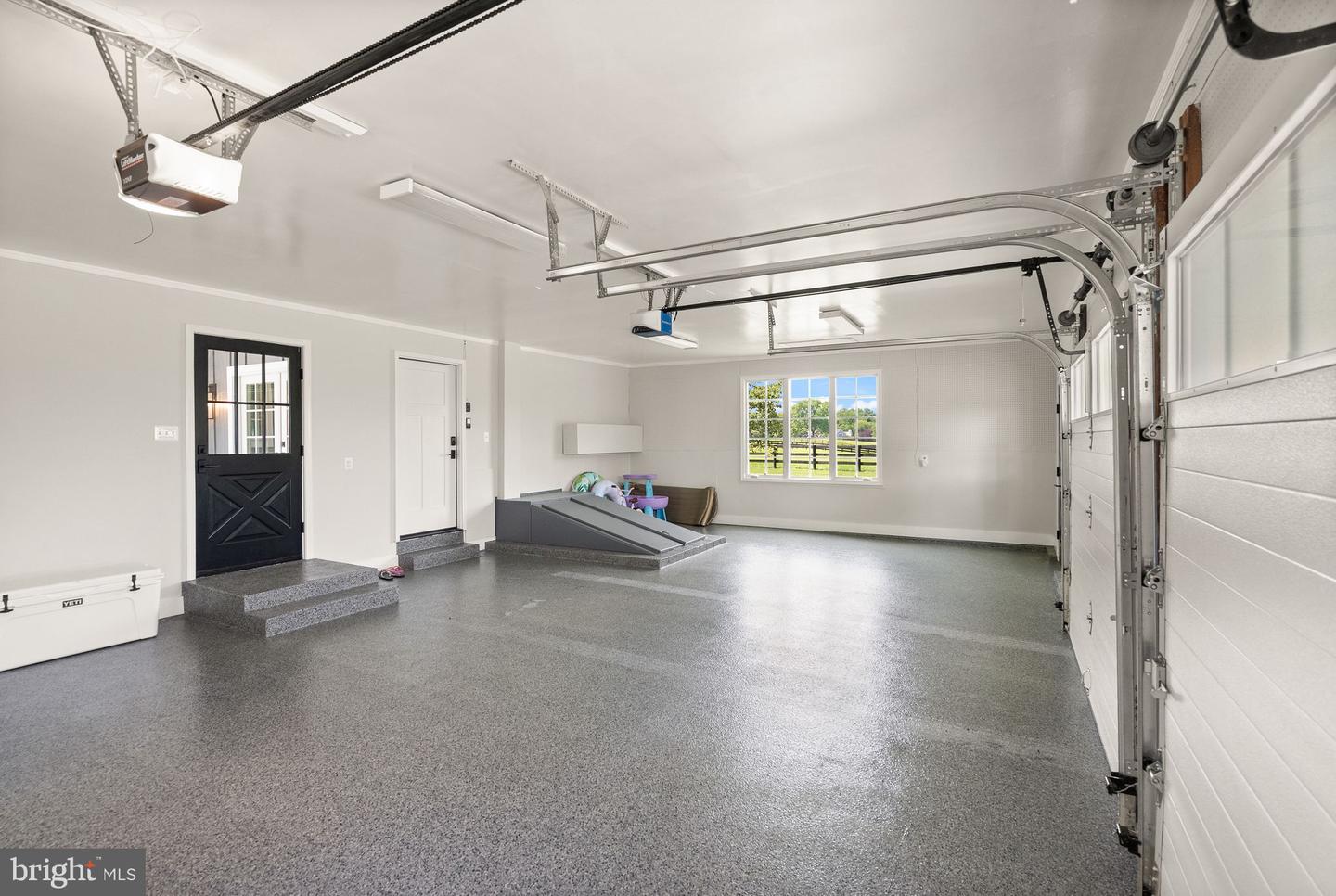 34642 ATOKA CHASE LN, MIDDLEBURG, Virginia 20117, 5 Bedrooms Bedrooms, 10 Rooms Rooms,4 BathroomsBathrooms,Residential,For sale,34642 ATOKA CHASE LN,VALO2110916 MLS # VALO2110916 34642 ATOKA CHASE LN, MIDDLEBURG, Virginia 20117, 5 Bedrooms Bedrooms, 10 Rooms Rooms,4 BathroomsBathrooms,Residential,For sale,34642 ATOKA CHASE LN,VALO2110916 MLS # VALO2110916