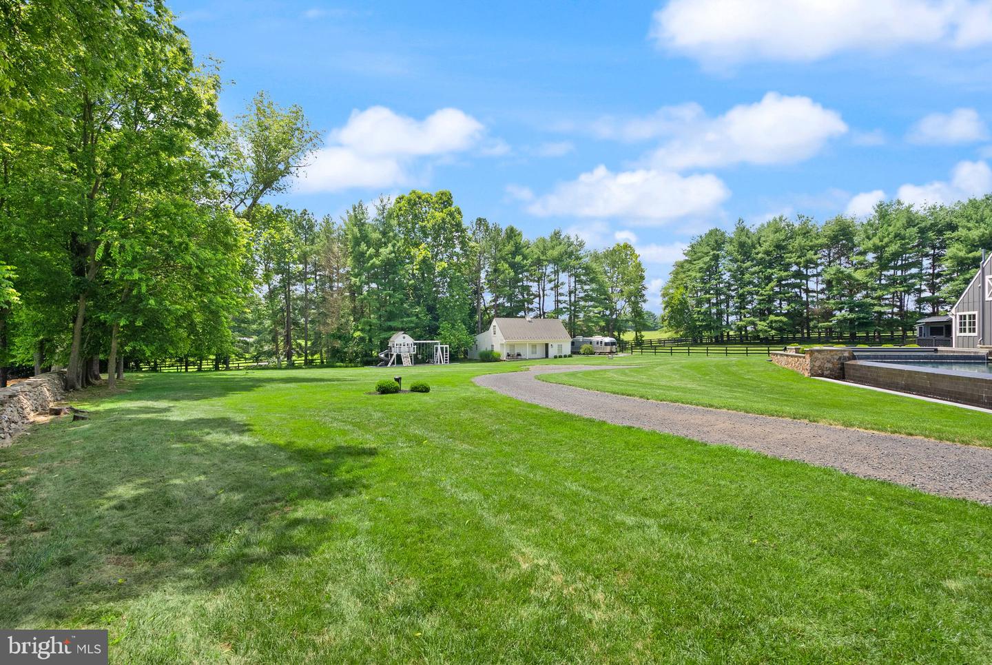 34642 ATOKA CHASE LN, MIDDLEBURG, Virginia 20117, 5 Bedrooms Bedrooms, 10 Rooms Rooms,4 BathroomsBathrooms,Residential,For sale,34642 ATOKA CHASE LN,VALO2110916 MLS # VALO2110916 34642 ATOKA CHASE LN, MIDDLEBURG, Virginia 20117, 5 Bedrooms Bedrooms, 10 Rooms Rooms,4 BathroomsBathrooms,Residential,For sale,34642 ATOKA CHASE LN,VALO2110916 MLS # VALO2110916