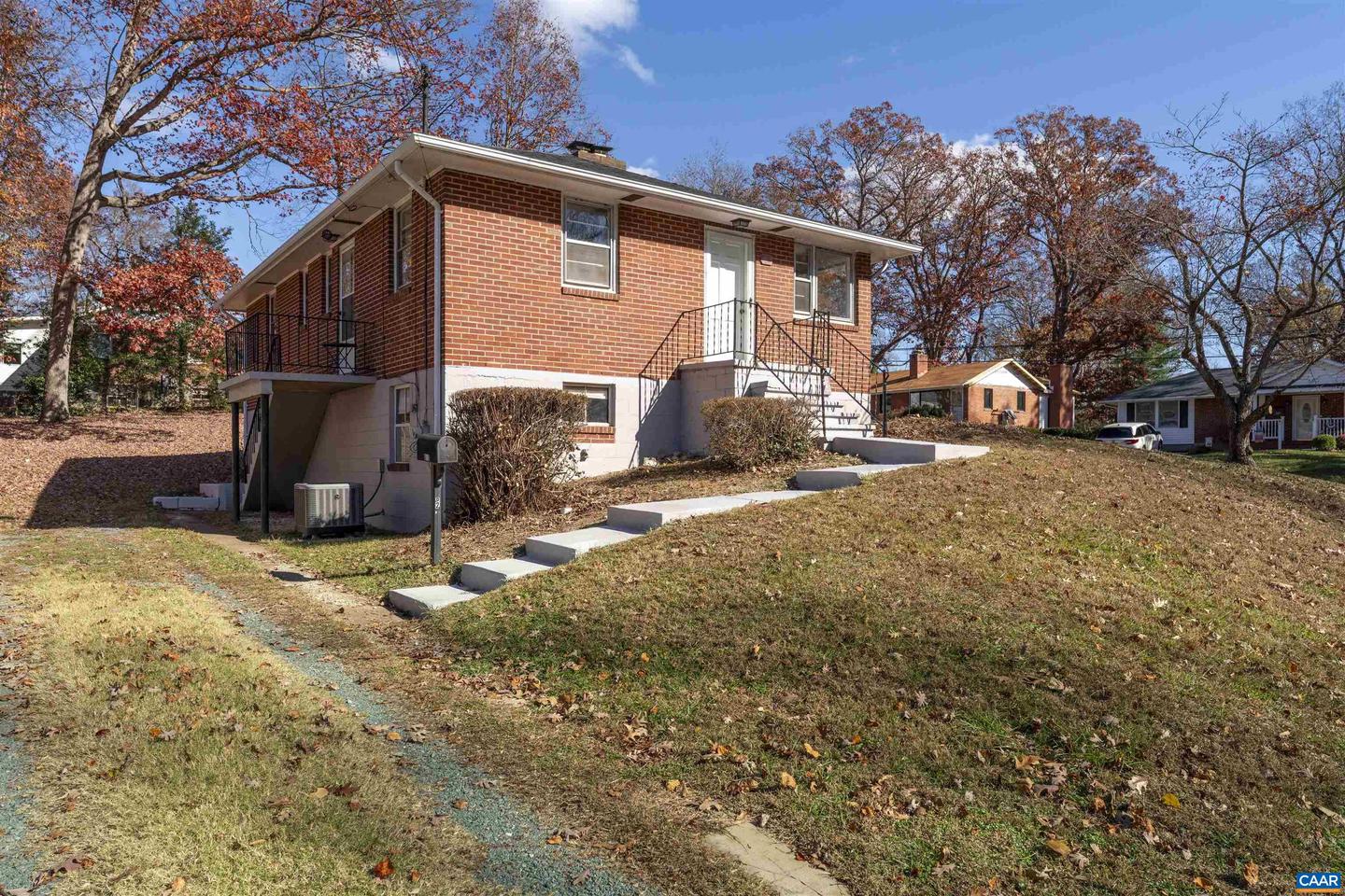 623 NORTH AVE, CHARLOTTESVILLE, Virginia 22901, 3 Bedrooms Bedrooms, ,1 BathroomBathrooms,Residential,For sale,623 NORTH AVE,670957 MLS # 670957