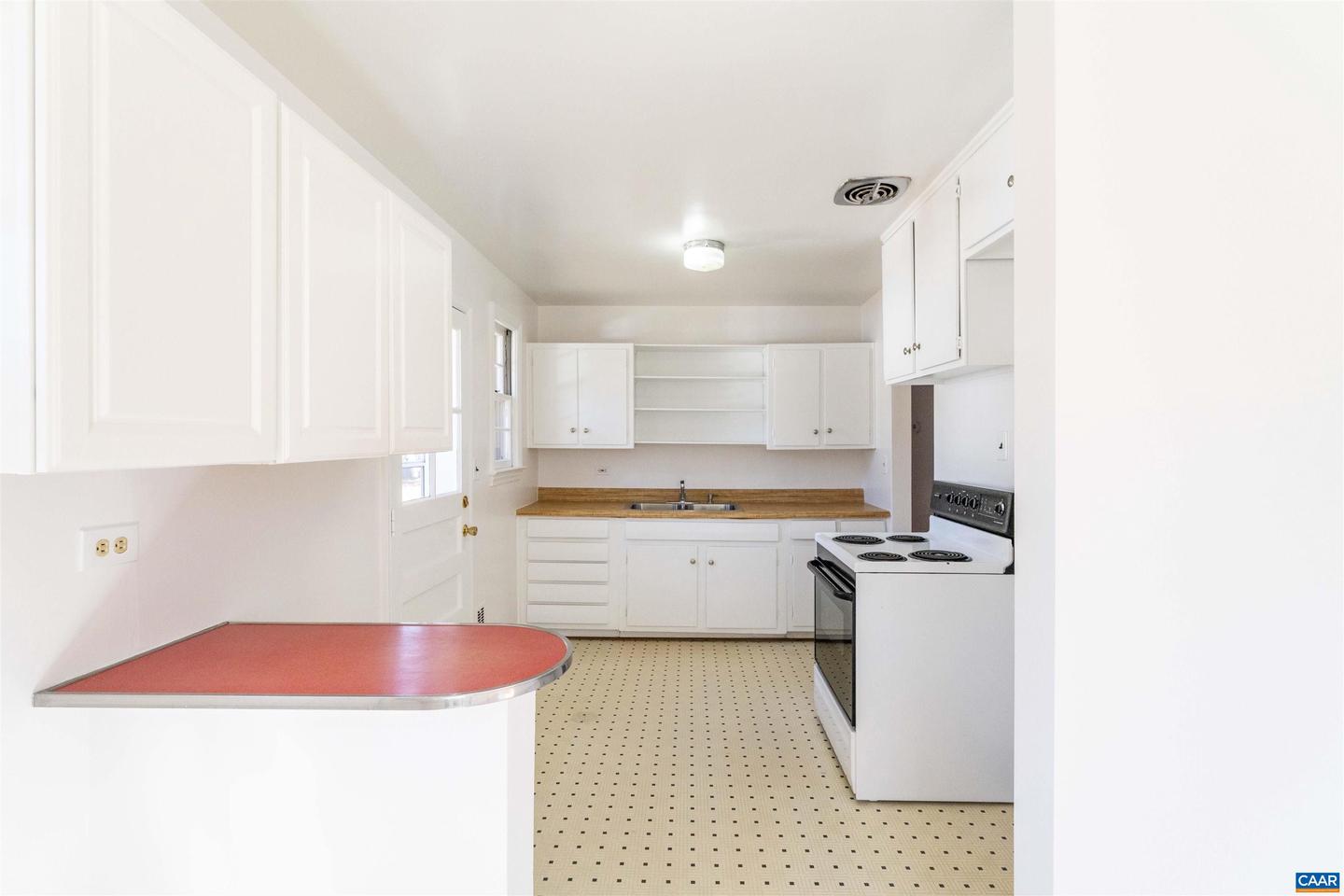 623 NORTH AVE, CHARLOTTESVILLE, Virginia 22901, 3 Bedrooms Bedrooms, ,1 BathroomBathrooms,Residential,For sale,623 NORTH AVE,670957 MLS # 670957