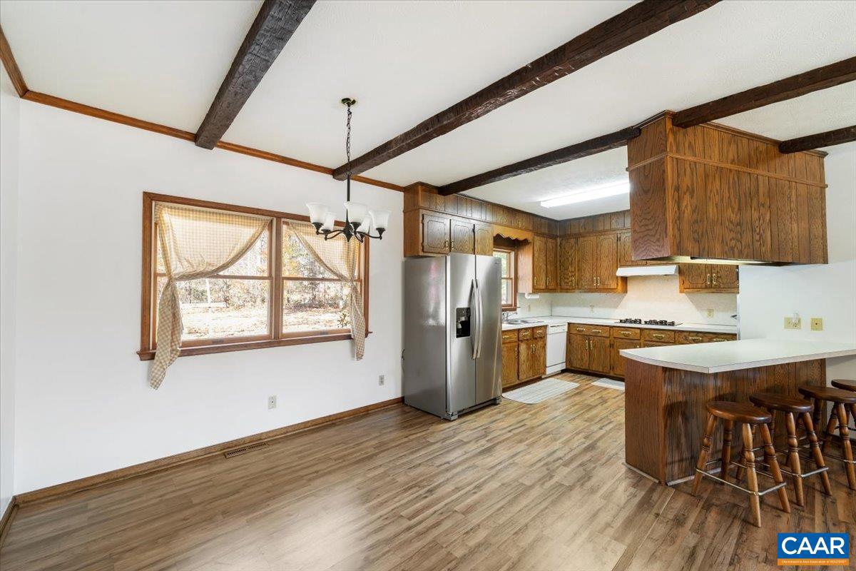 391 POND RD, BUCKINGHAM, Virginia 23921, 3 Bedrooms Bedrooms, ,3 BathroomsBathrooms,Residential,For sale,391 POND RD,670959 MLS # 670959 391 POND RD, BUCKINGHAM, Virginia 23921, 3 Bedrooms Bedrooms, ,3 BathroomsBathrooms,Residential,For sale,391 POND RD,670959 MLS # 670959