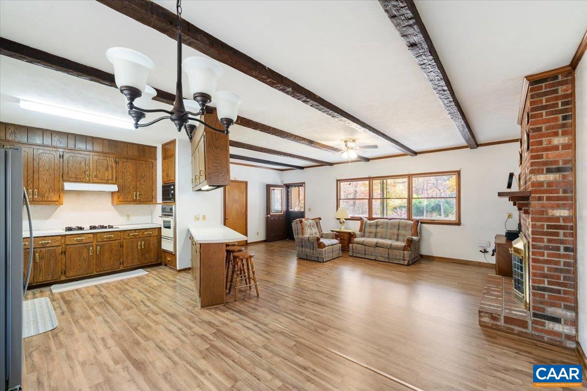 391 POND RD, BUCKINGHAM, Virginia 23921, 3 Bedrooms Bedrooms, ,3 BathroomsBathrooms,Residential,For sale,391 POND RD,670959 MLS # 670959 391 POND RD, BUCKINGHAM, Virginia 23921, 3 Bedrooms Bedrooms, ,3 BathroomsBathrooms,Residential,For sale,391 POND RD,670959 MLS # 670959