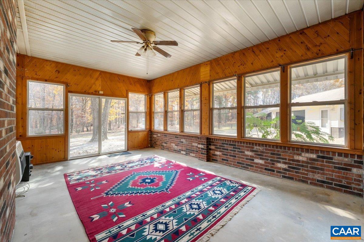 391 POND RD, BUCKINGHAM, Virginia 23921, 3 Bedrooms Bedrooms, ,3 BathroomsBathrooms,Residential,For sale,391 POND RD,670959 MLS # 670959 391 POND RD, BUCKINGHAM, Virginia 23921, 3 Bedrooms Bedrooms, ,3 BathroomsBathrooms,Residential,For sale,391 POND RD,670959 MLS # 670959