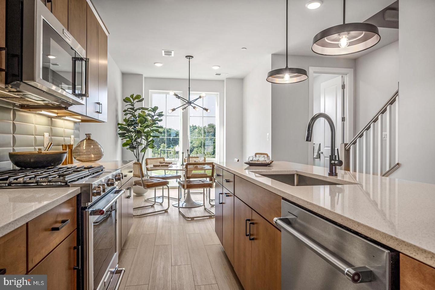 2608 FALL LINE ST, ALEXANDRIA, Virginia 22301, 3 Bedrooms Bedrooms, ,3 BathroomsBathrooms,Residential,For sale,2608 FALL LINE ST,VAAX2051704 MLS # VAAX2051704