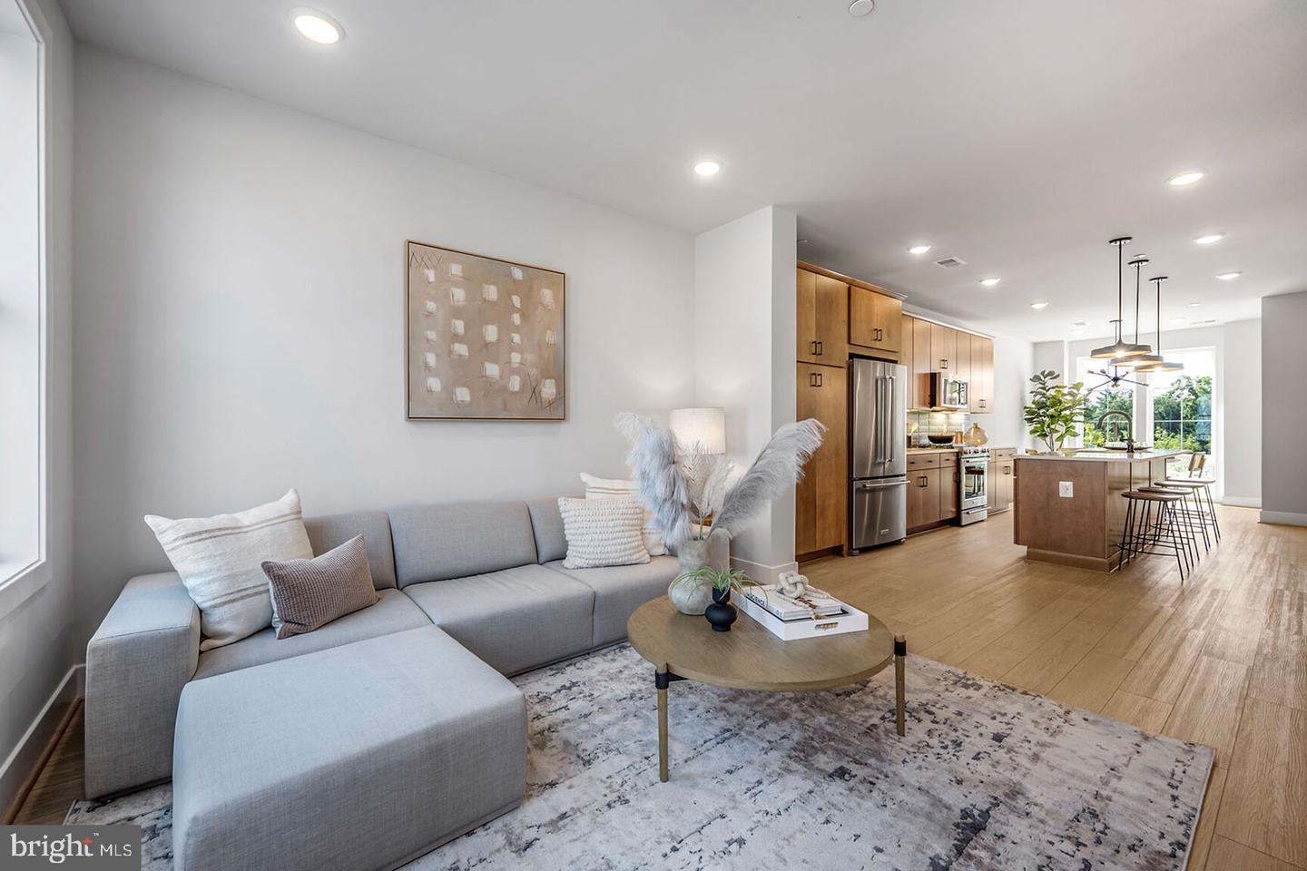 2608 FALL LINE ST, ALEXANDRIA, Virginia 22301, 3 Bedrooms Bedrooms, ,3 BathroomsBathrooms,Residential,For sale,2608 FALL LINE ST,VAAX2051704 MLS # VAAX2051704