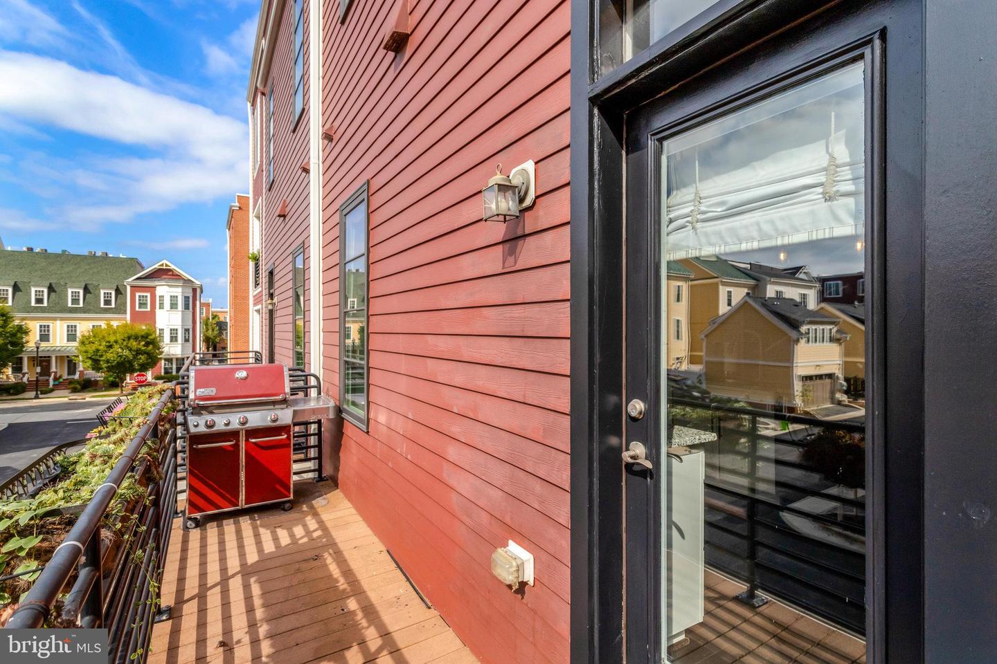 2004 POTOMAC AVE, ALEXANDRIA, Virginia 22301, 4 Bedrooms Bedrooms, ,3 BathroomsBathrooms,Residential,For sale,2004 POTOMAC AVE,VAAX2051712 MLS # VAAX2051712