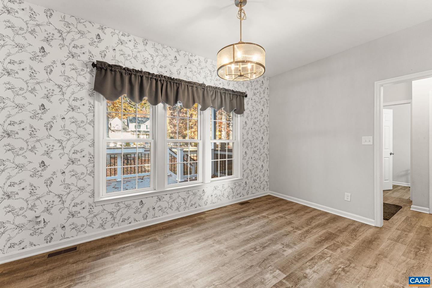 10820 CHANCELLORVILLE DR, SPOTSYLVANIA, Virginia 22553, 4 Bedrooms Bedrooms, ,3 BathroomsBathrooms,Residential,For sale,10820 CHANCELLORVILLE DR,670963 MLS # 670963 10820 CHANCELLORVILLE DR, SPOTSYLVANIA, Virginia 22553, 4 Bedrooms Bedrooms, ,3 BathroomsBathrooms,Residential,For sale,10820 CHANCELLORVILLE DR,670963 MLS # 670963