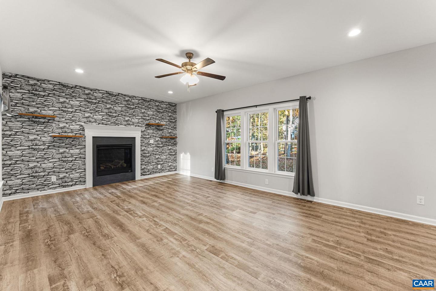 10820 CHANCELLORVILLE DR, SPOTSYLVANIA, Virginia 22553, 4 Bedrooms Bedrooms, ,3 BathroomsBathrooms,Residential,For sale,10820 CHANCELLORVILLE DR,670963 MLS # 670963 10820 CHANCELLORVILLE DR, SPOTSYLVANIA, Virginia 22553, 4 Bedrooms Bedrooms, ,3 BathroomsBathrooms,Residential,For sale,10820 CHANCELLORVILLE DR,670963 MLS # 670963