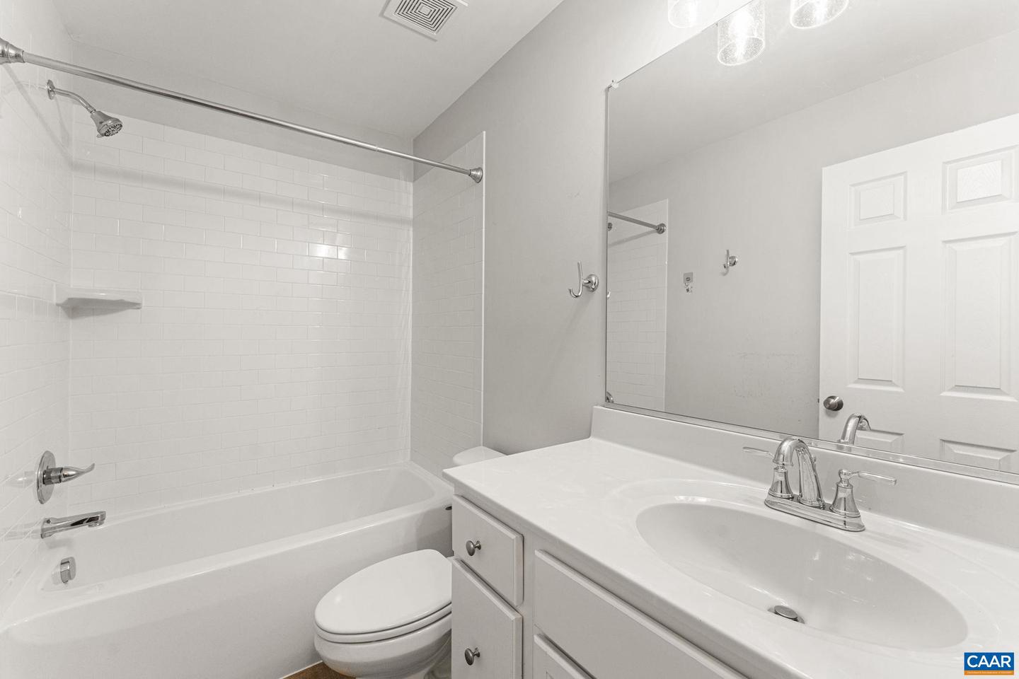 10820 CHANCELLORVILLE DR, SPOTSYLVANIA, Virginia 22553, 4 Bedrooms Bedrooms, ,3 BathroomsBathrooms,Residential,For sale,10820 CHANCELLORVILLE DR,670963 MLS # 670963 10820 CHANCELLORVILLE DR, SPOTSYLVANIA, Virginia 22553, 4 Bedrooms Bedrooms, ,3 BathroomsBathrooms,Residential,For sale,10820 CHANCELLORVILLE DR,670963 MLS # 670963