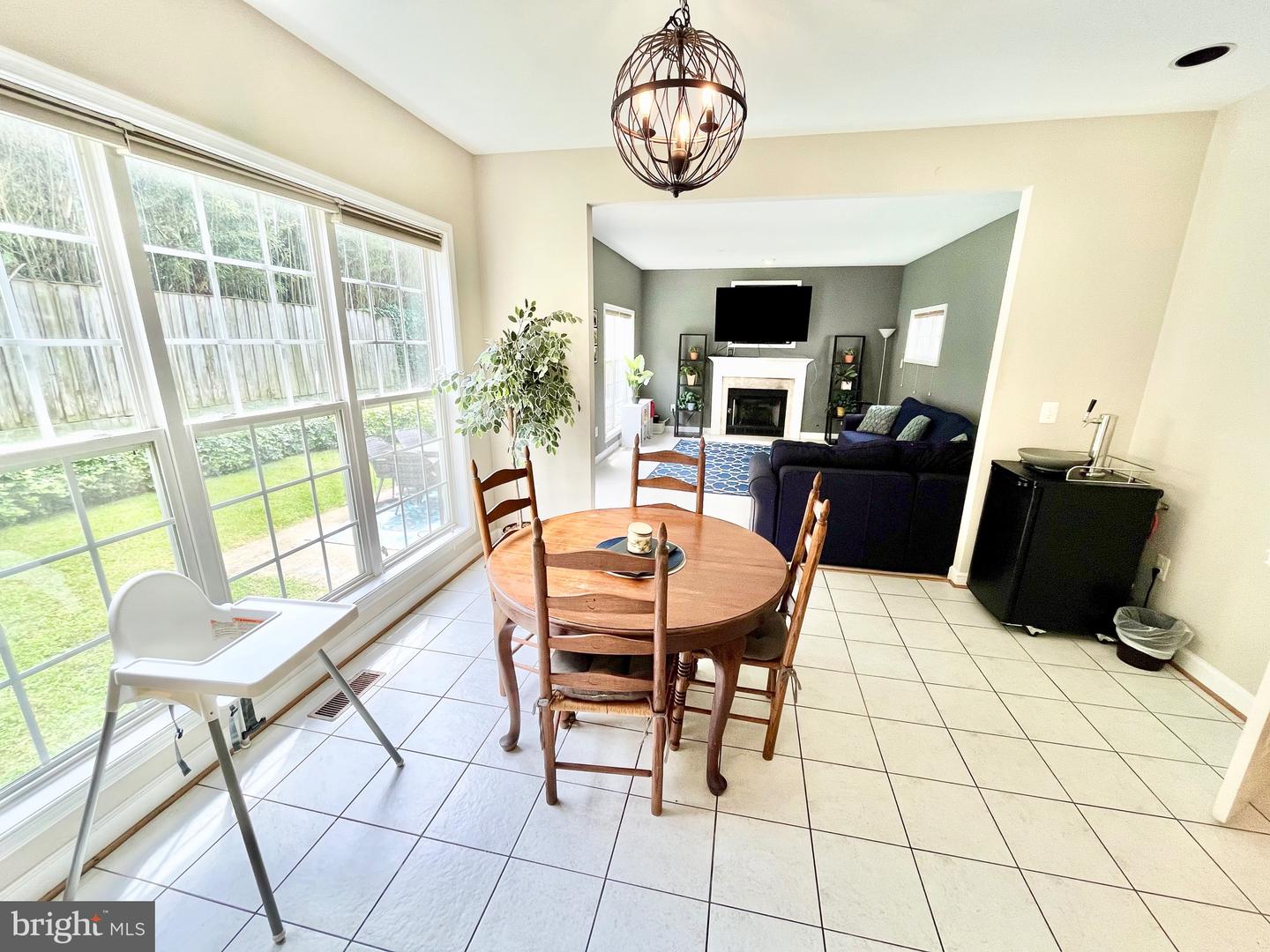 3720 5TH ST S, ARLINGTON, Virginia 22204, 5 Bedrooms Bedrooms, ,3 BathroomsBathrooms,Residential,For sale,3720 5TH ST S,VAAR2065942 MLS # VAAR2065942