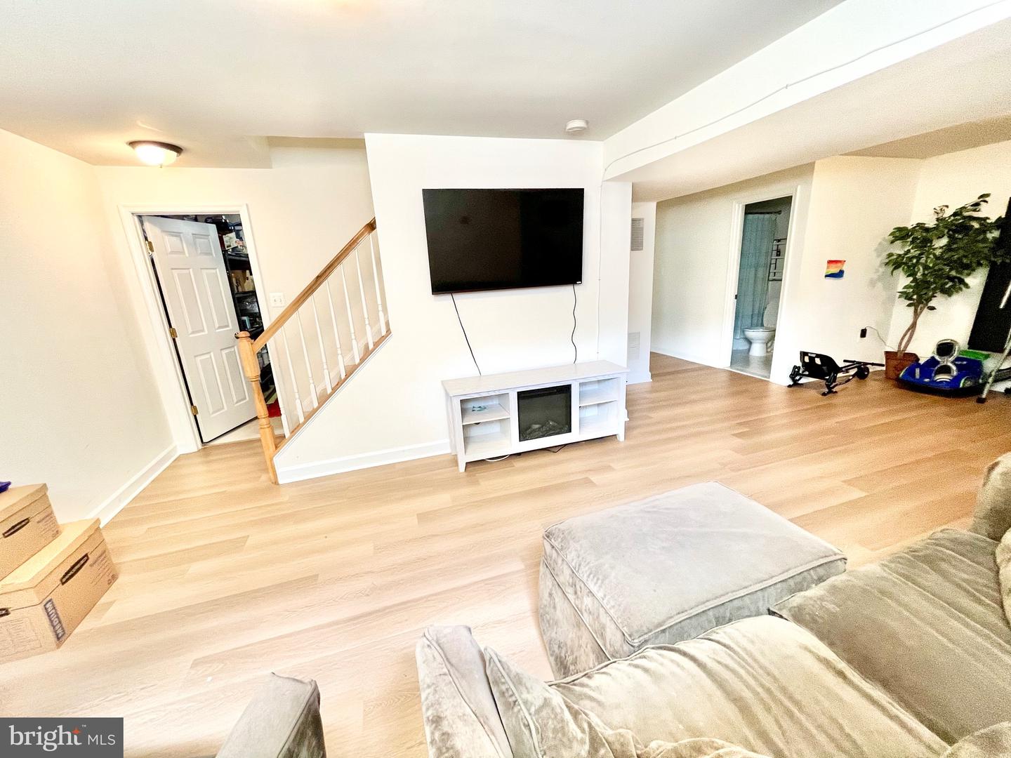 3720 5TH ST S, ARLINGTON, Virginia 22204, 5 Bedrooms Bedrooms, ,3 BathroomsBathrooms,Residential,For sale,3720 5TH ST S,VAAR2065942 MLS # VAAR2065942