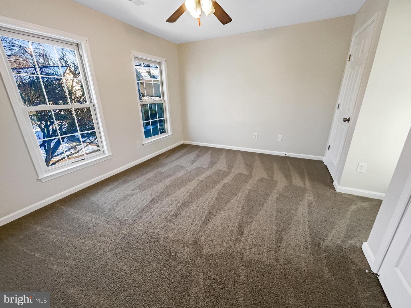 20687 SMITHFIELD CT, STERLING, Virginia 20165, 3 Bedrooms Bedrooms, ,3 BathroomsBathrooms,Residential,For sale,20687 SMITHFIELD CT,VALO2088126 MLS # VALO2088126 20687 SMITHFIELD CT, STERLING, Virginia 20165, 3 Bedrooms Bedrooms, ,3 BathroomsBathrooms,Residential,For sale,20687 SMITHFIELD CT,VALO2088126 MLS # VALO2088126