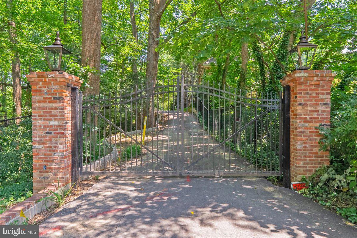 4019 N RANDOLPH ST, ARLINGTON, Virginia 22207, ,Land,For sale,4019 N RANDOLPH ST,VAAR2065960 MLS # VAAR2065960