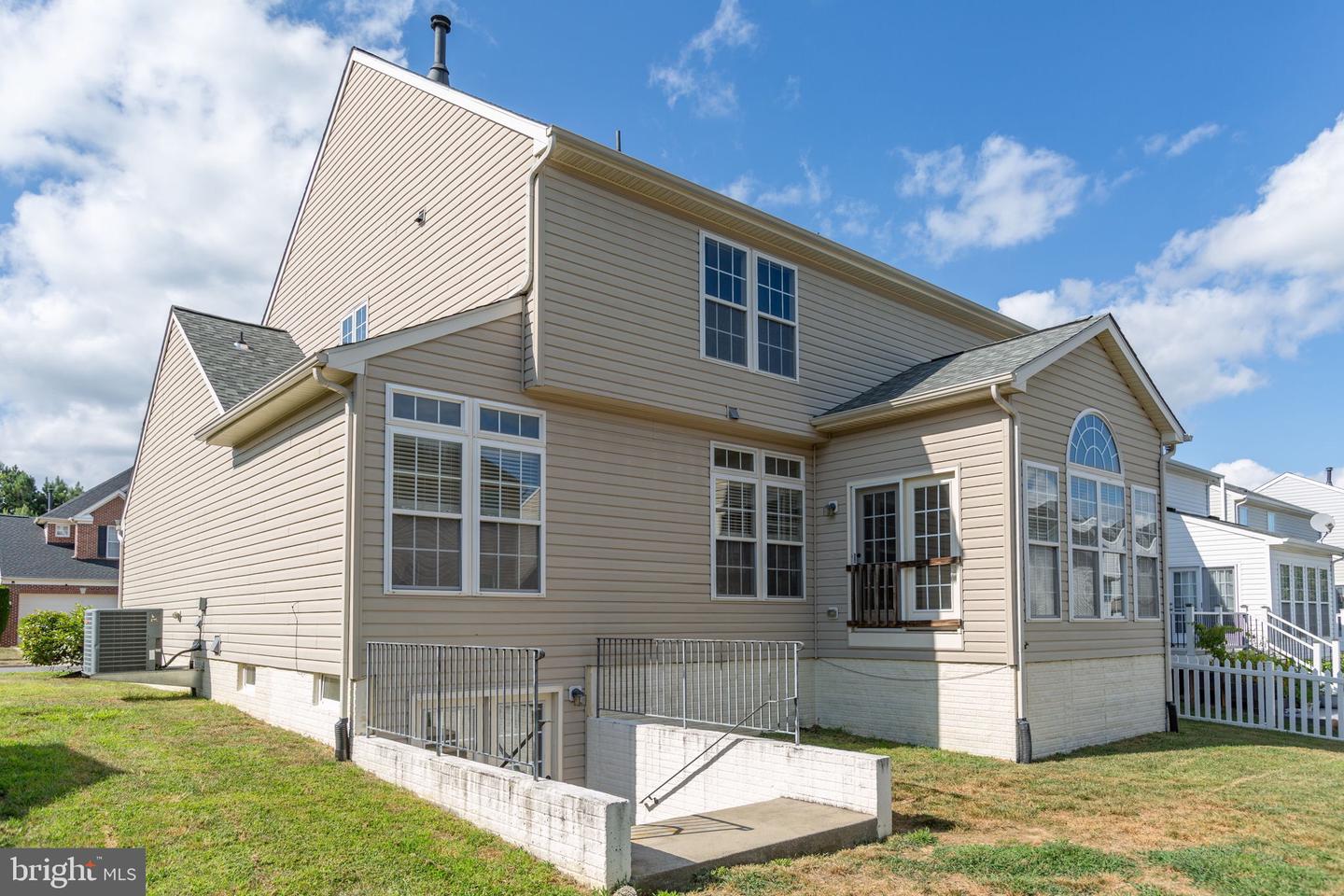 9330 BIRCH CLIFF DR, FREDERICKSBURG, Virginia 22407, 4 Bedrooms Bedrooms, 10 Rooms Rooms,3 BathroomsBathrooms,Residential,For sale,9330 BIRCH CLIFF DR,VASP2034462 MLS # VASP2034462