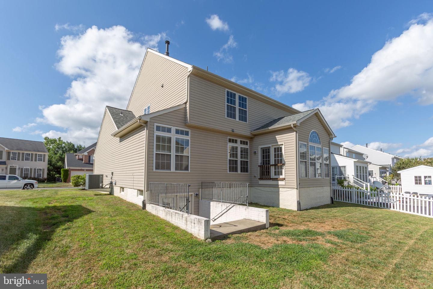 9330 BIRCH CLIFF DR, FREDERICKSBURG, Virginia 22407, 4 Bedrooms Bedrooms, 10 Rooms Rooms,3 BathroomsBathrooms,Residential,For sale,9330 BIRCH CLIFF DR,VASP2034462 MLS # VASP2034462