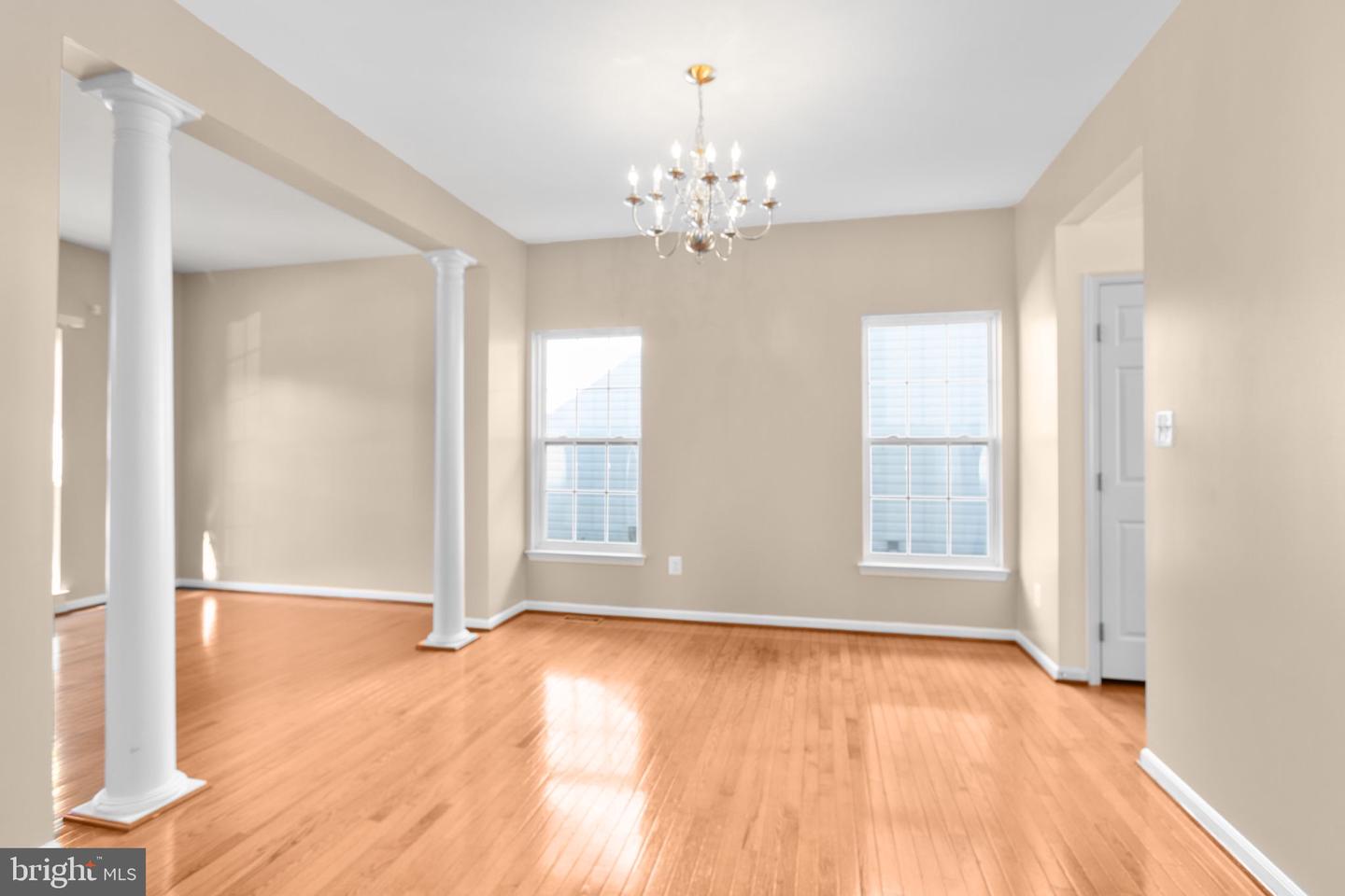 9330 BIRCH CLIFF DR, FREDERICKSBURG, Virginia 22407, 4 Bedrooms Bedrooms, 10 Rooms Rooms,3 BathroomsBathrooms,Residential,For sale,9330 BIRCH CLIFF DR,VASP2034462 MLS # VASP2034462