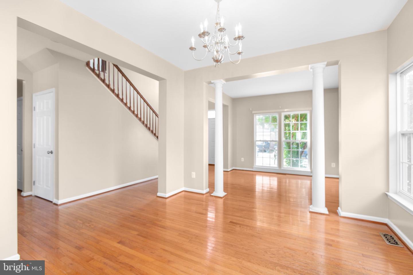 9330 BIRCH CLIFF DR, FREDERICKSBURG, Virginia 22407, 4 Bedrooms Bedrooms, 10 Rooms Rooms,3 BathroomsBathrooms,Residential,For sale,9330 BIRCH CLIFF DR,VASP2034462 MLS # VASP2034462