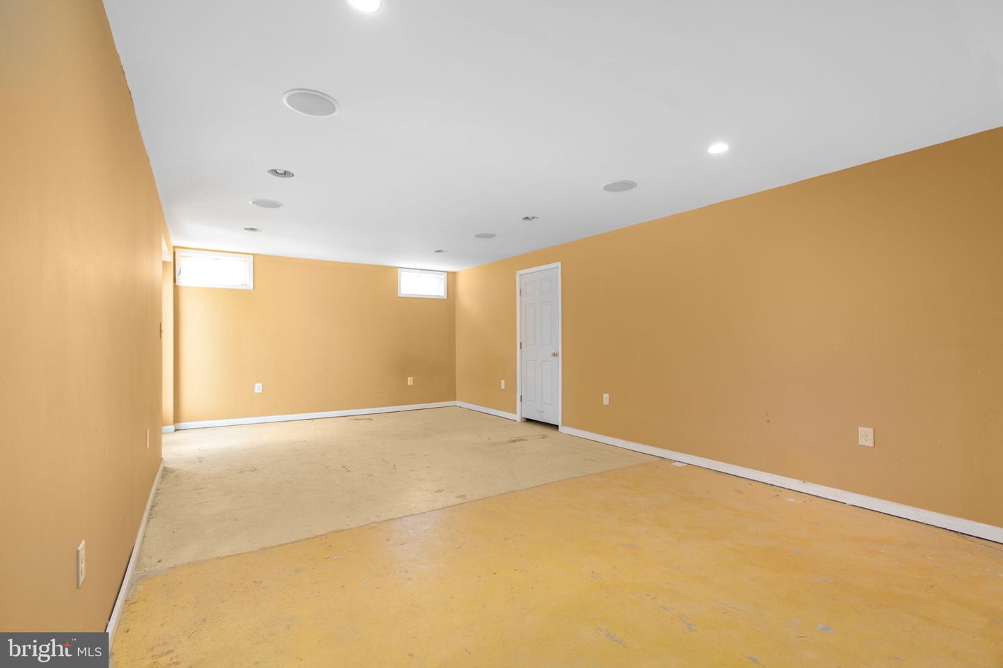 9330 BIRCH CLIFF DR, FREDERICKSBURG, Virginia 22407, 4 Bedrooms Bedrooms, 10 Rooms Rooms,3 BathroomsBathrooms,Residential,For sale,9330 BIRCH CLIFF DR,VASP2034462 MLS # VASP2034462