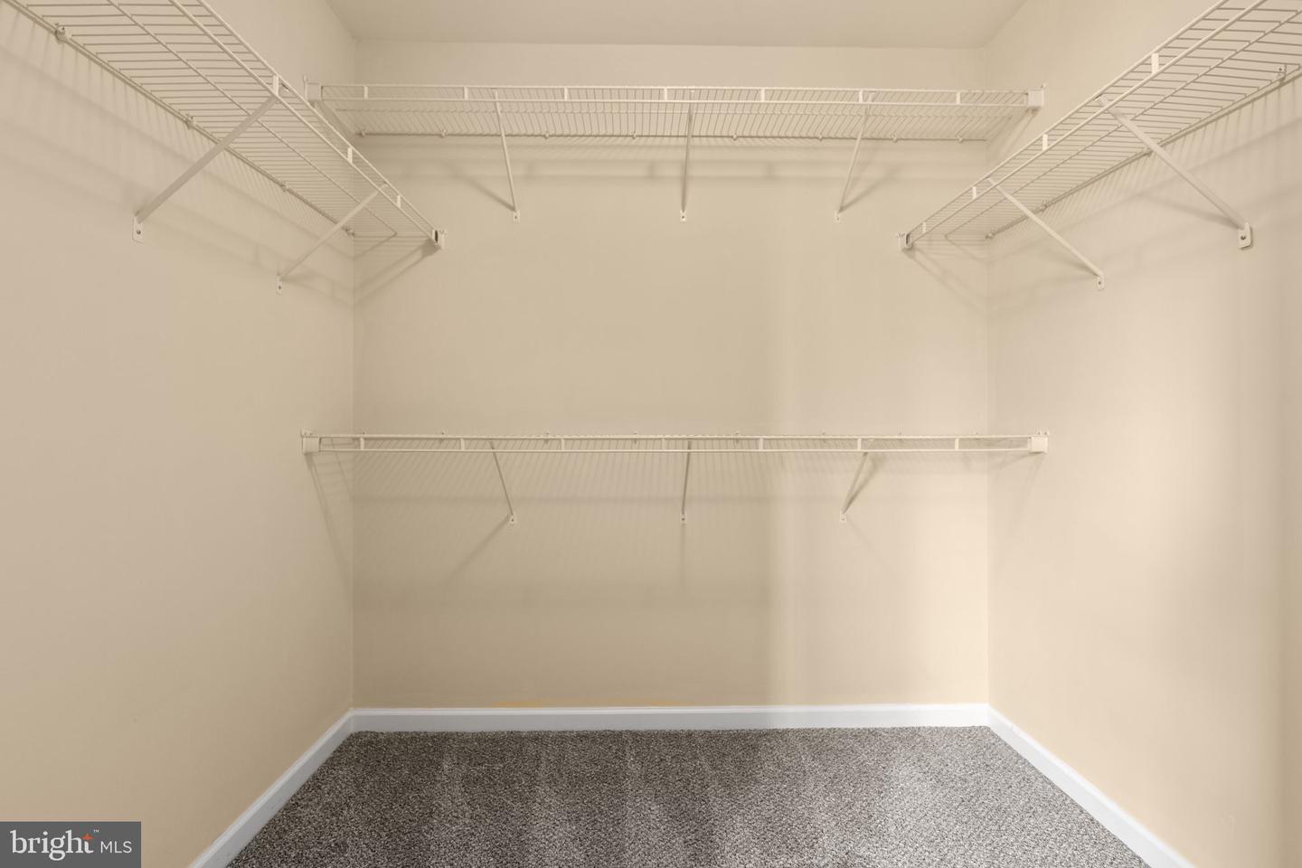 9330 BIRCH CLIFF DR, FREDERICKSBURG, Virginia 22407, 4 Bedrooms Bedrooms, 10 Rooms Rooms,3 BathroomsBathrooms,Residential,For sale,9330 BIRCH CLIFF DR,VASP2034462 MLS # VASP2034462