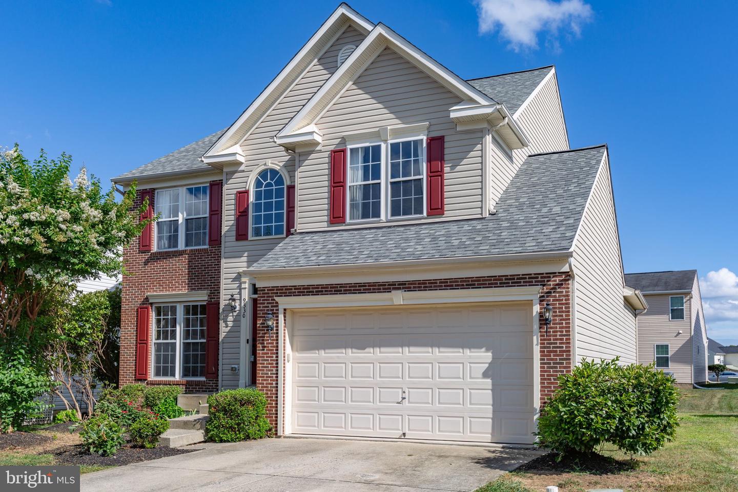 9330 BIRCH CLIFF DR, FREDERICKSBURG, Virginia 22407, 4 Bedrooms Bedrooms, 10 Rooms Rooms,3 BathroomsBathrooms,Residential,For sale,9330 BIRCH CLIFF DR,VASP2034462 MLS # VASP2034462