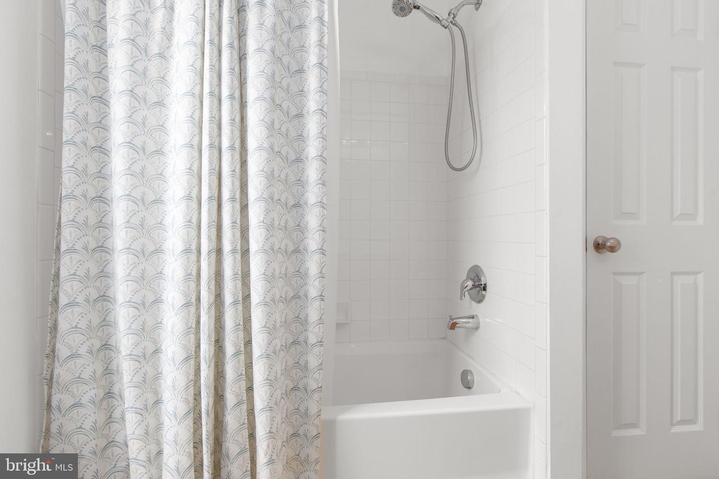 9330 BIRCH CLIFF DR, FREDERICKSBURG, Virginia 22407, 4 Bedrooms Bedrooms, 10 Rooms Rooms,3 BathroomsBathrooms,Residential,For sale,9330 BIRCH CLIFF DR,VASP2034462 MLS # VASP2034462