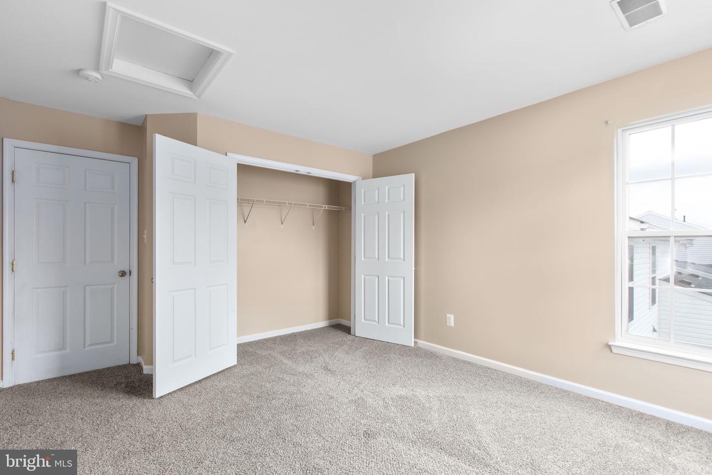 9330 BIRCH CLIFF DR, FREDERICKSBURG, Virginia 22407, 4 Bedrooms Bedrooms, 10 Rooms Rooms,3 BathroomsBathrooms,Residential,For sale,9330 BIRCH CLIFF DR,VASP2034462 MLS # VASP2034462