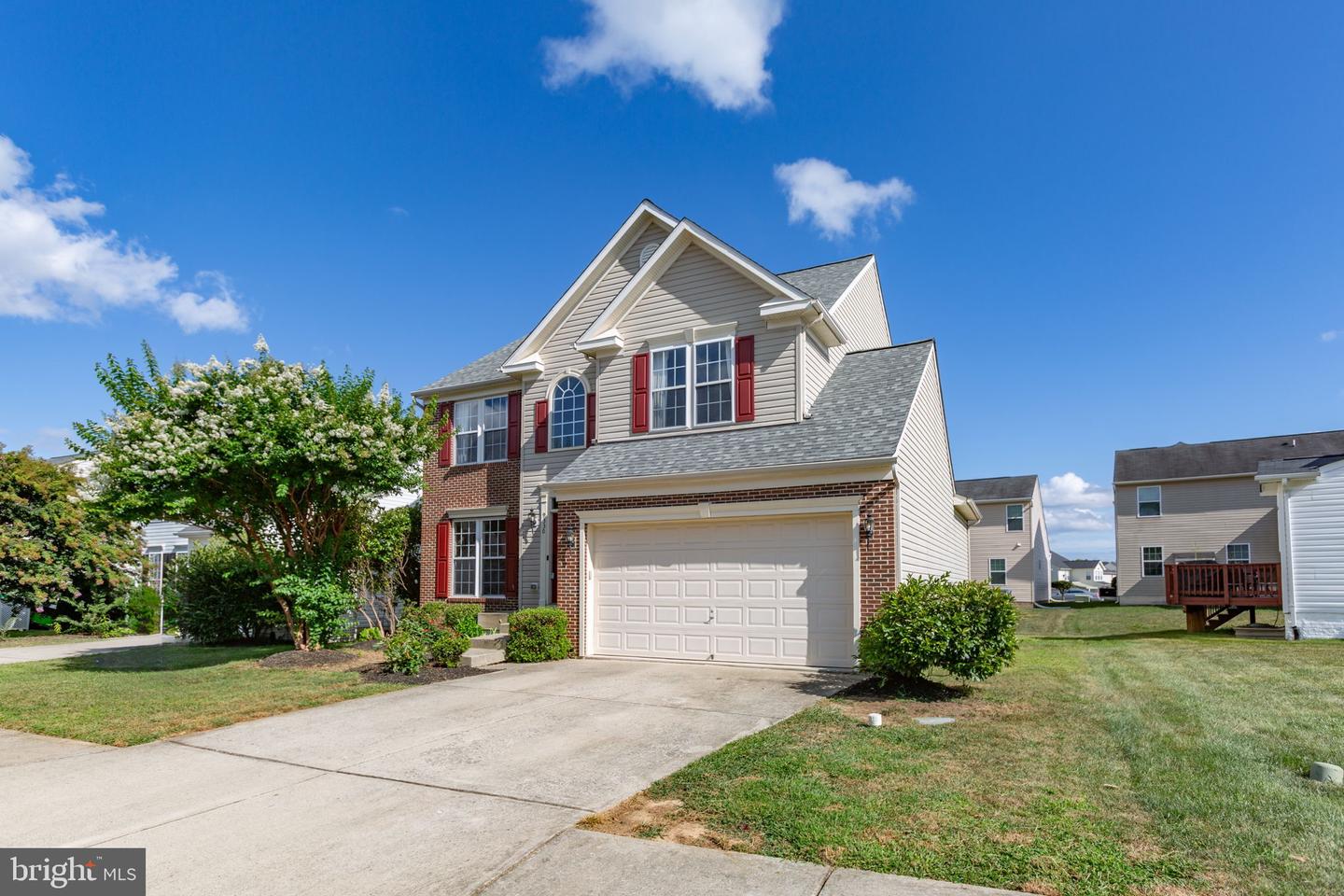 9330 BIRCH CLIFF DR, FREDERICKSBURG, Virginia 22407, 4 Bedrooms Bedrooms, 10 Rooms Rooms,3 BathroomsBathrooms,Residential,For sale,9330 BIRCH CLIFF DR,VASP2034462 MLS # VASP2034462