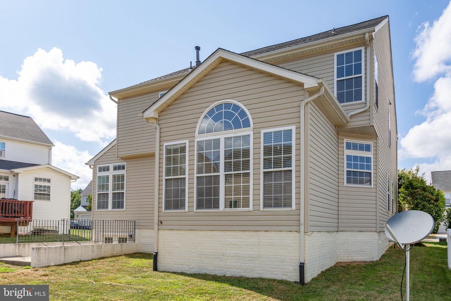 9330 BIRCH CLIFF DR, FREDERICKSBURG, Virginia 22407, 4 Bedrooms Bedrooms, 10 Rooms Rooms,3 BathroomsBathrooms,Residential,For sale,9330 BIRCH CLIFF DR,VASP2034462 MLS # VASP2034462