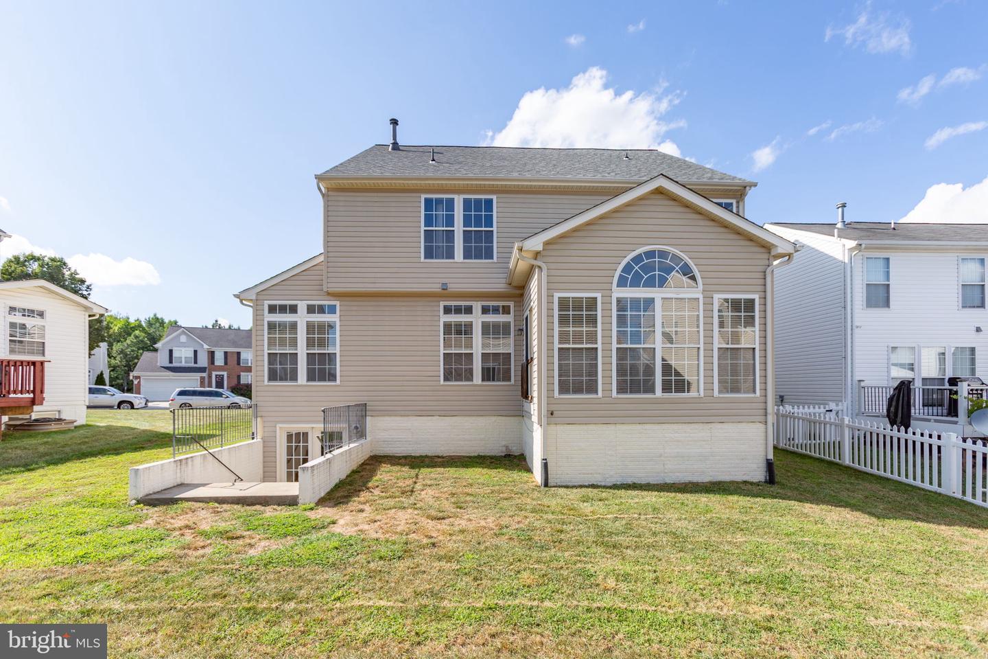 9330 BIRCH CLIFF DR, FREDERICKSBURG, Virginia 22407, 4 Bedrooms Bedrooms, 10 Rooms Rooms,3 BathroomsBathrooms,Residential,For sale,9330 BIRCH CLIFF DR,VASP2034462 MLS # VASP2034462