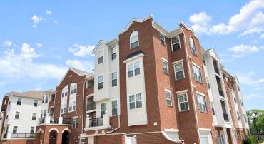 10273 FOUNTAIN CIR #306, MANASSAS, Virginia 20110, 2 Bedrooms Bedrooms, ,2 BathroomsBathrooms,Residential,For sale,10273 FOUNTAIN CIR #306,VAMN2008646 MLS # VAMN2008646