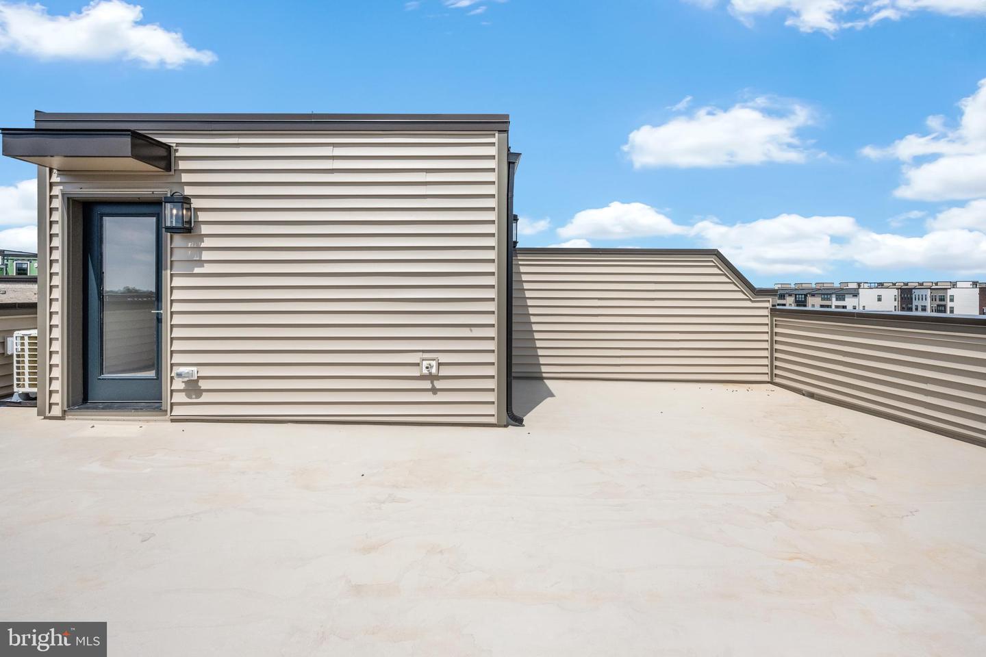 22141 MIDMOORE DR, ASHBURN, Virginia 20148, 3 Bedrooms Bedrooms, ,2 BathroomsBathrooms,Residential,For sale,22141 MIDMOORE DR,VALO2106538 MLS # VALO2106538