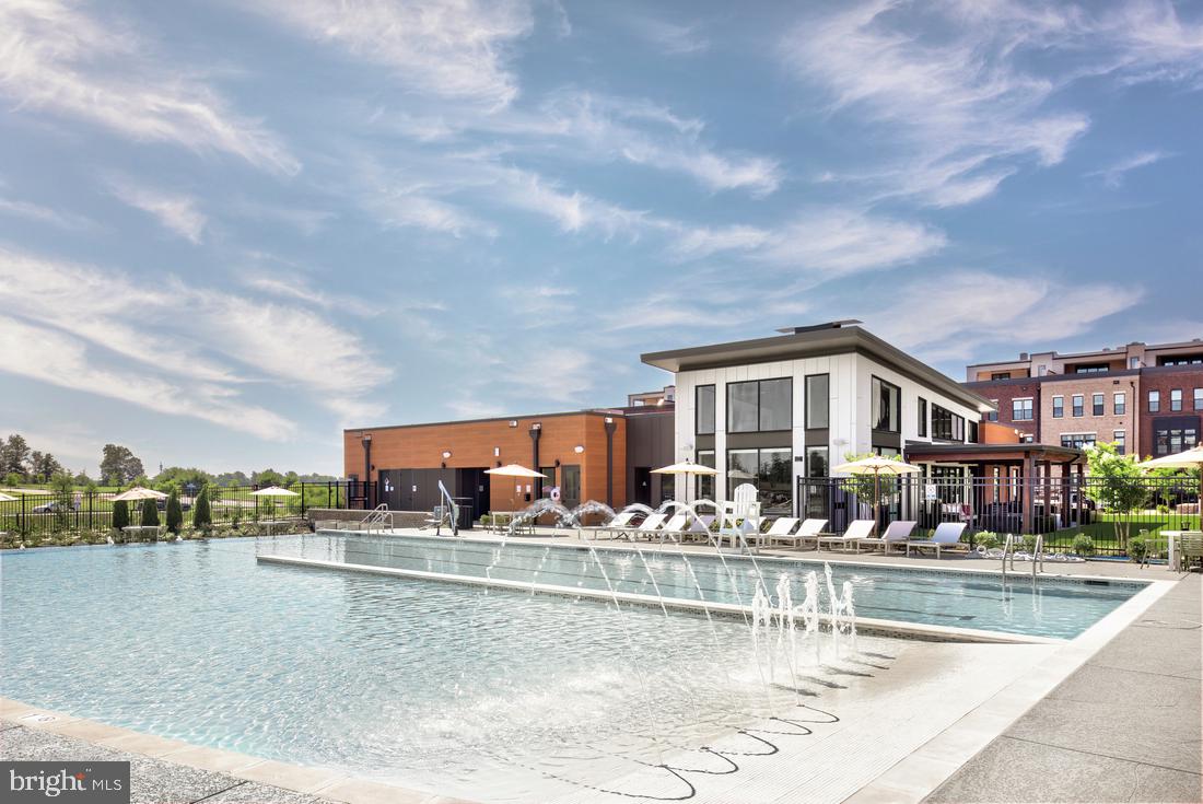 22141 MIDMOORE DR, ASHBURN, Virginia 20148, 3 Bedrooms Bedrooms, ,2 BathroomsBathrooms,Residential,For sale,22141 MIDMOORE DR,VALO2106538 MLS # VALO2106538