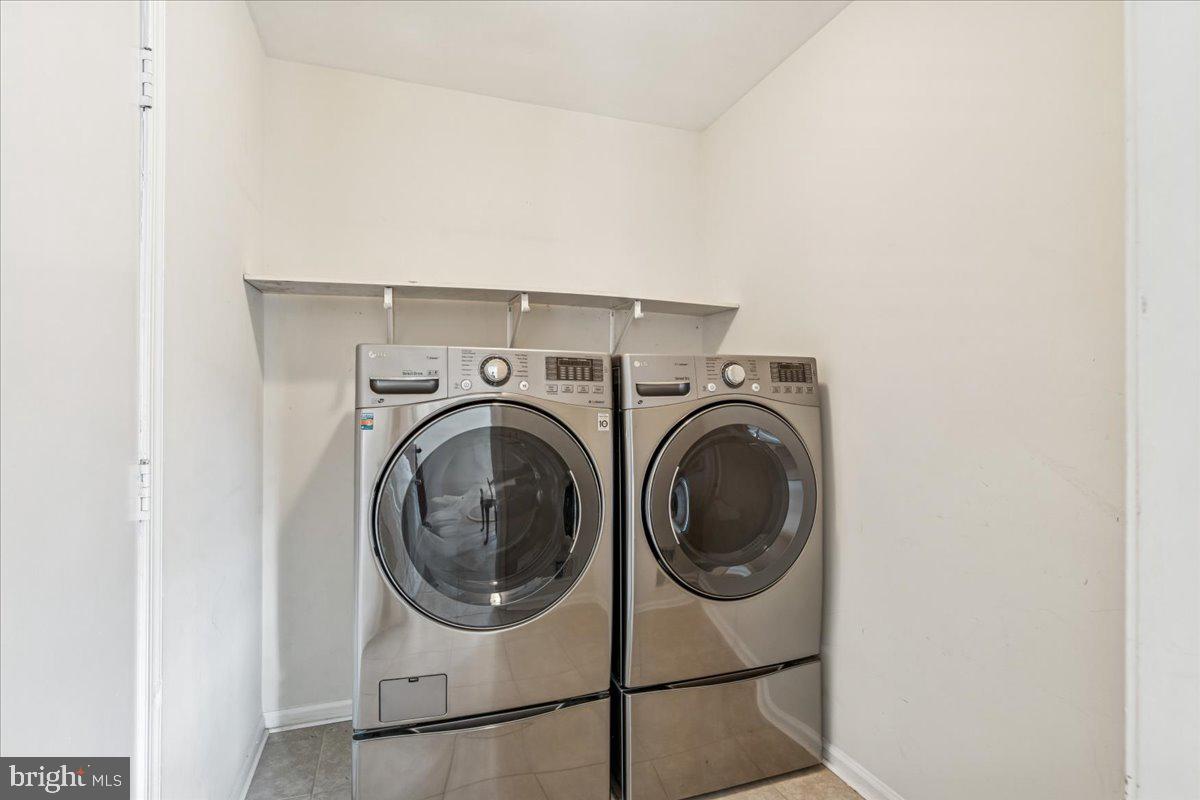 1551 BROWNSVILLE DR, HERNDON, Virginia 20170, 4 Bedrooms Bedrooms, ,3 BathroomsBathrooms,Residential,For sale,1551 BROWNSVILLE DR,VAFX2268280 MLS # VAFX2268280