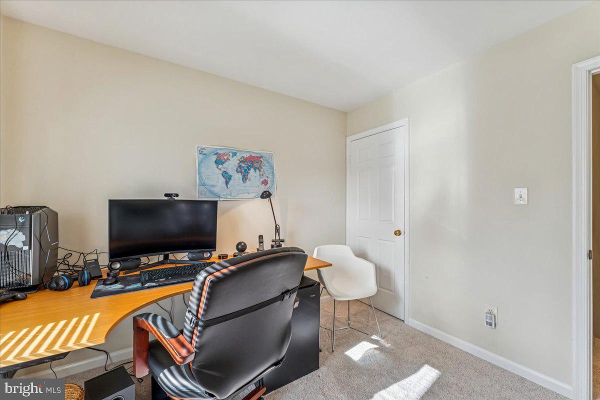 1551 BROWNSVILLE DR, HERNDON, Virginia 20170, 4 Bedrooms Bedrooms, ,3 BathroomsBathrooms,Residential,For sale,1551 BROWNSVILLE DR,VAFX2268280 MLS # VAFX2268280