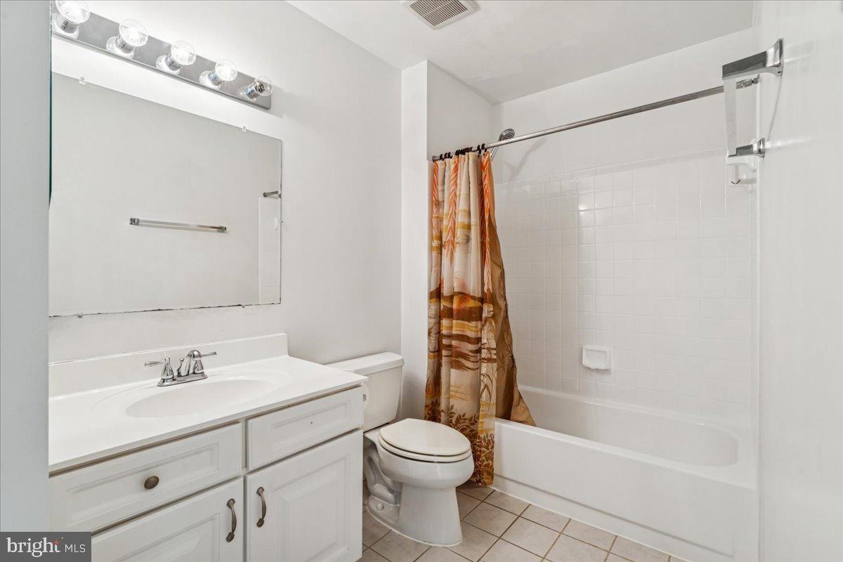 1551 BROWNSVILLE DR, HERNDON, Virginia 20170, 4 Bedrooms Bedrooms, ,3 BathroomsBathrooms,Residential,For sale,1551 BROWNSVILLE DR,VAFX2268280 MLS # VAFX2268280