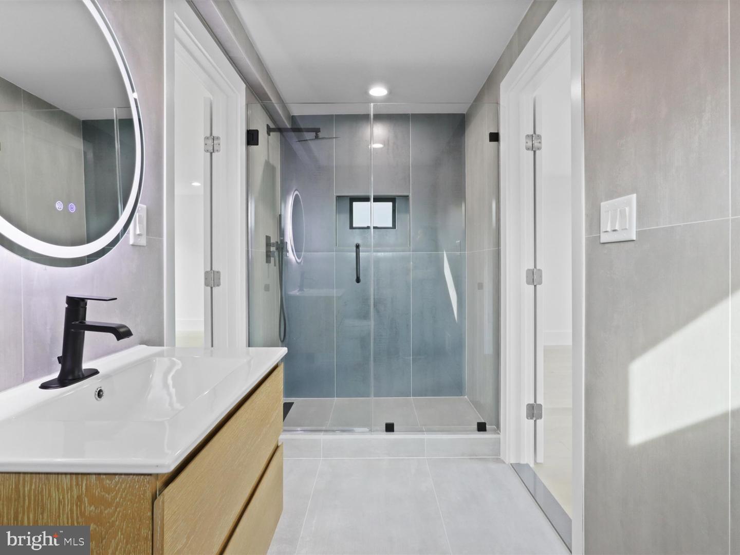 818 N EDGEWOOD ST, ARLINGTON, Virginia 22201, 4 Bedrooms Bedrooms, ,6 BathroomsBathrooms,Residential,For sale,818 N EDGEWOOD ST,VAAR2064320 MLS # VAAR2064320