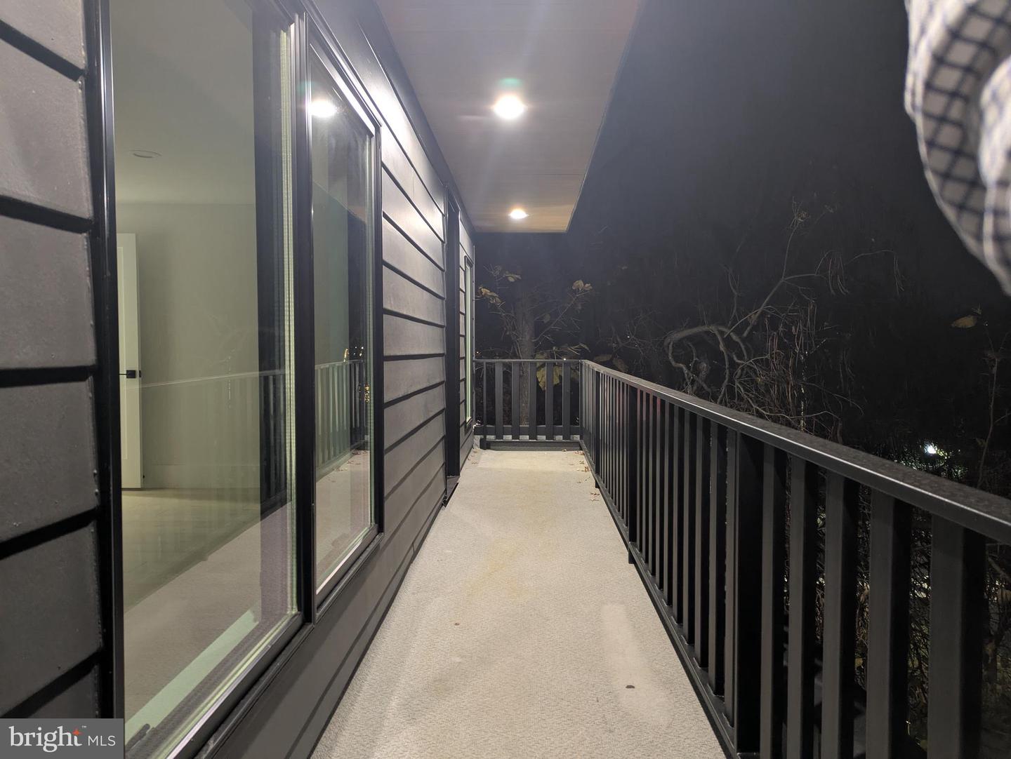 818 N EDGEWOOD ST, ARLINGTON, Virginia 22201, 4 Bedrooms Bedrooms, ,6 BathroomsBathrooms,Residential,For sale,818 N EDGEWOOD ST,VAAR2064320 MLS # VAAR2064320