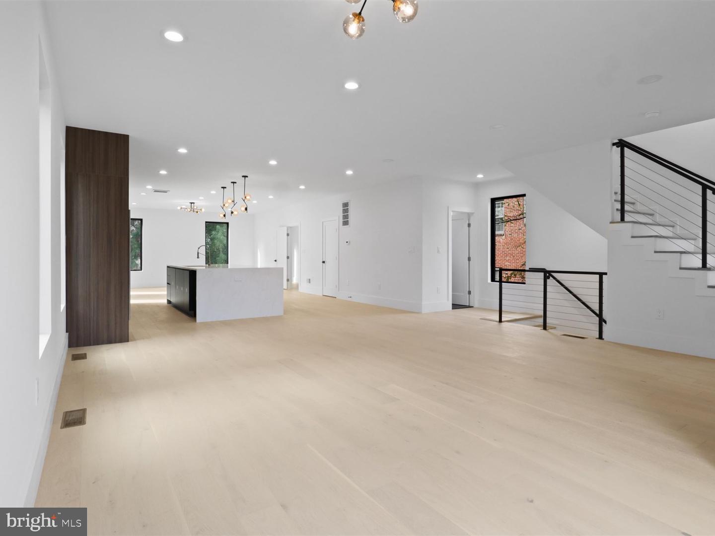 818 N EDGEWOOD ST, ARLINGTON, Virginia 22201, 4 Bedrooms Bedrooms, ,6 BathroomsBathrooms,Residential,For sale,818 N EDGEWOOD ST,VAAR2064320 MLS # VAAR2064320