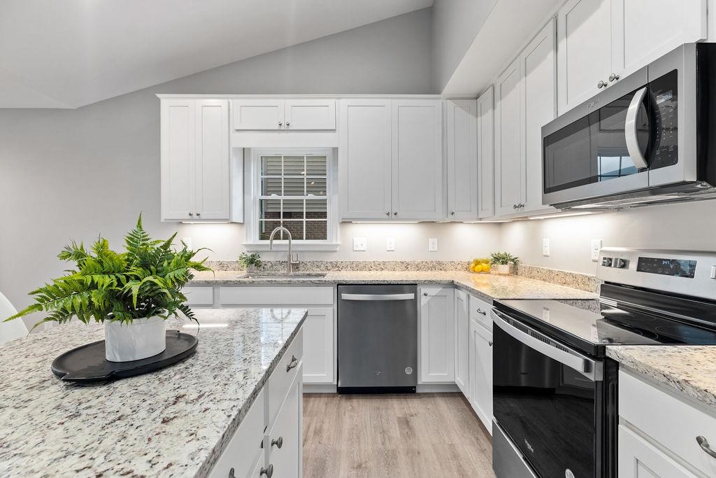 5 RIVER OAK DR, STAUNTON, Virginia 24401, 3 Bedrooms Bedrooms, ,2 BathroomsBathrooms,Residential,5 RIVER OAK DR,670973 MLS # 670973 5 RIVER OAK DR, STAUNTON, Virginia 24401, 3 Bedrooms Bedrooms, ,2 BathroomsBathrooms,Residential,5 RIVER OAK DR,670973 MLS # 670973