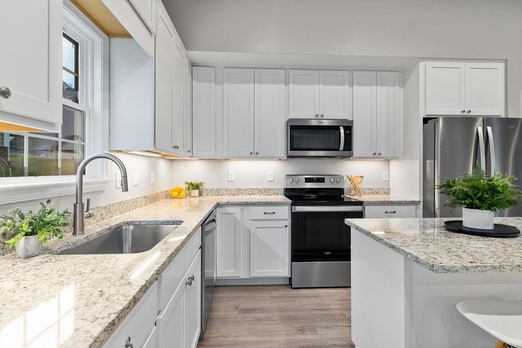 5 RIVER OAK DR, STAUNTON, Virginia 24401, 3 Bedrooms Bedrooms, ,2 BathroomsBathrooms,Residential,5 RIVER OAK DR,670973 MLS # 670973 5 RIVER OAK DR, STAUNTON, Virginia 24401, 3 Bedrooms Bedrooms, ,2 BathroomsBathrooms,Residential,5 RIVER OAK DR,670973 MLS # 670973