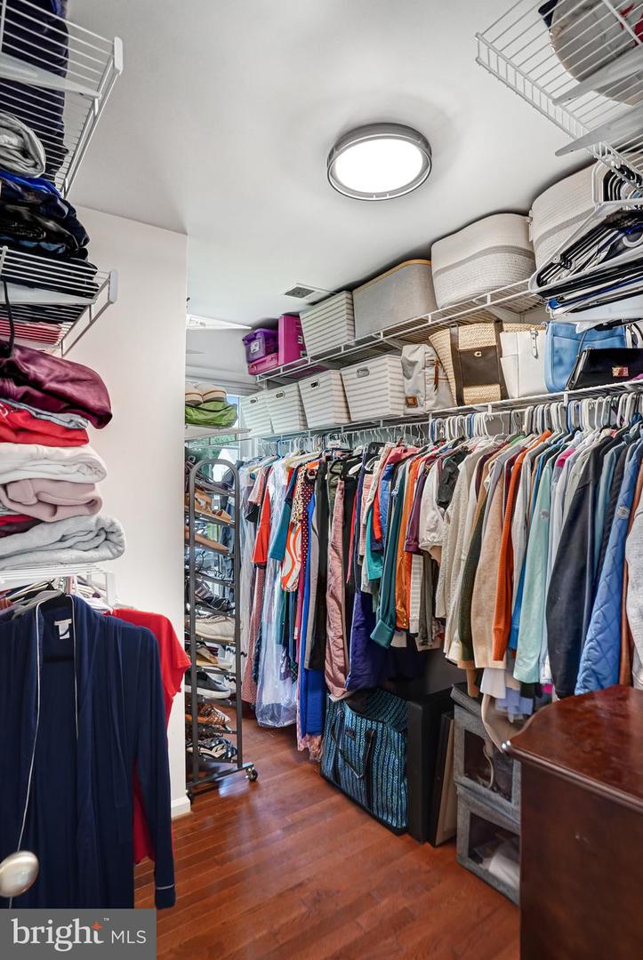 9009 DIGORY CT, BURKE, Virginia 22015, 5 Bedrooms Bedrooms, ,3 BathroomsBathrooms,Residential,For sale,9009 DIGORY CT,VAFX2273124 MLS # VAFX2273124