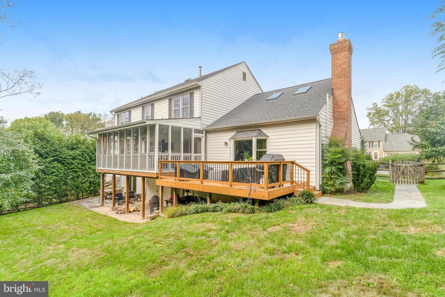 9009 DIGORY CT, BURKE, Virginia 22015, 5 Bedrooms Bedrooms, ,3 BathroomsBathrooms,Residential,For sale,9009 DIGORY CT,VAFX2273124 MLS # VAFX2273124