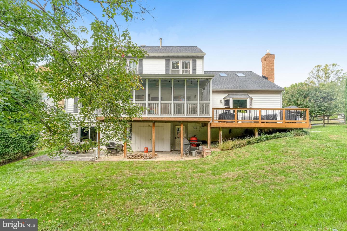 9009 DIGORY CT, BURKE, Virginia 22015, 5 Bedrooms Bedrooms, ,3 BathroomsBathrooms,Residential,For sale,9009 DIGORY CT,VAFX2273124 MLS # VAFX2273124