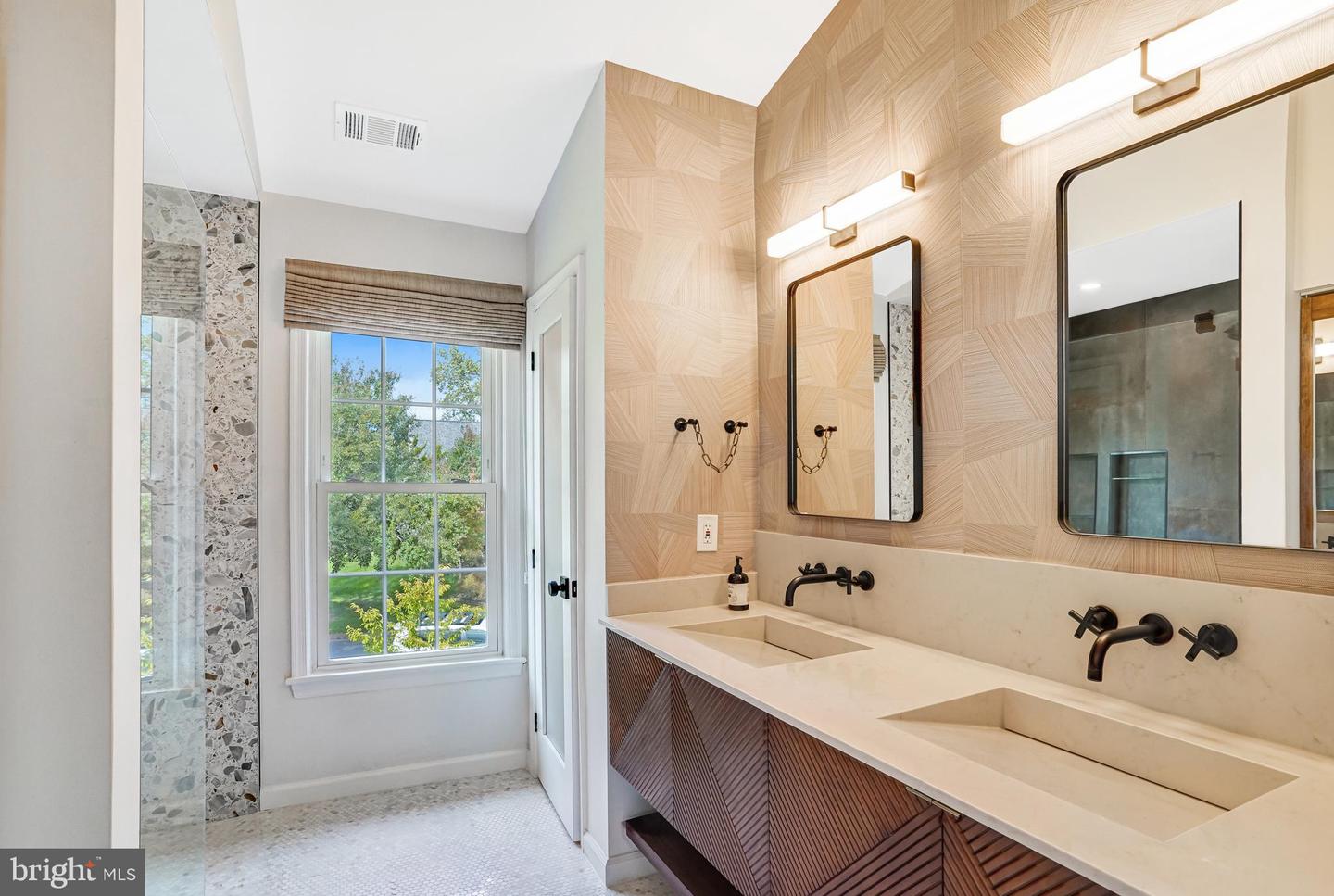 9009 DIGORY CT, BURKE, Virginia 22015, 5 Bedrooms Bedrooms, ,3 BathroomsBathrooms,Residential,For sale,9009 DIGORY CT,VAFX2273124 MLS # VAFX2273124