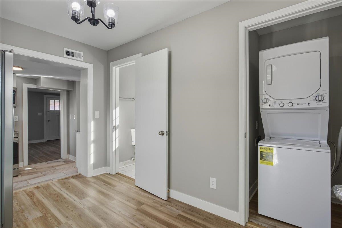 410 BRUCE ST, BRIDGEWATER, Virginia 22812, 3 Bedrooms Bedrooms, ,1 BathroomBathrooms,Residential,410 BRUCE ST,670989 MLS # 670989