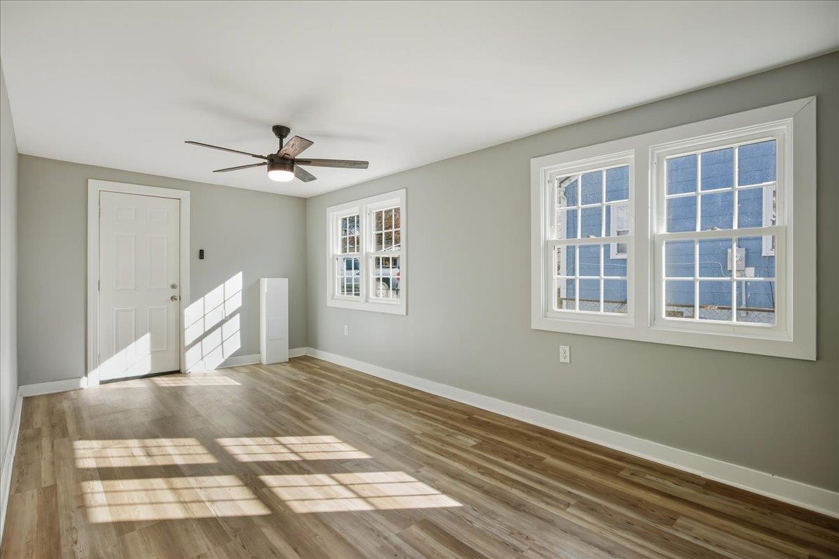 410 BRUCE ST, BRIDGEWATER, Virginia 22812, 3 Bedrooms Bedrooms, ,1 BathroomBathrooms,Residential,410 BRUCE ST,670989 MLS # 670989